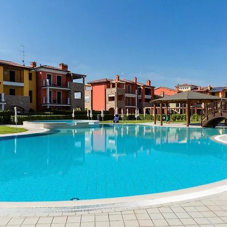 Corina Apartment